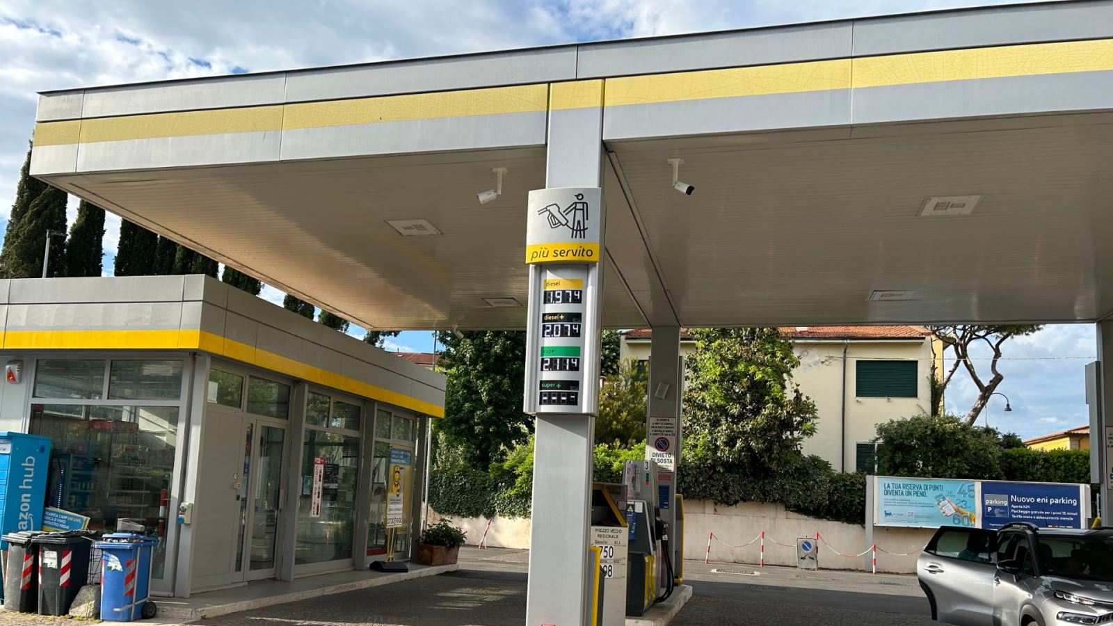Station-service, Toscane